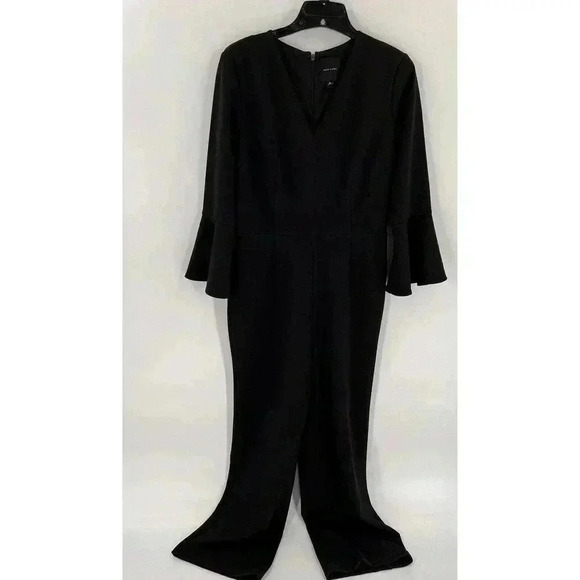 Alex Marie Women's Size 6 Black Jumpsuit Bell Sleeve Jumpsuit Perfect 4Night Out - Picture 1 of 10